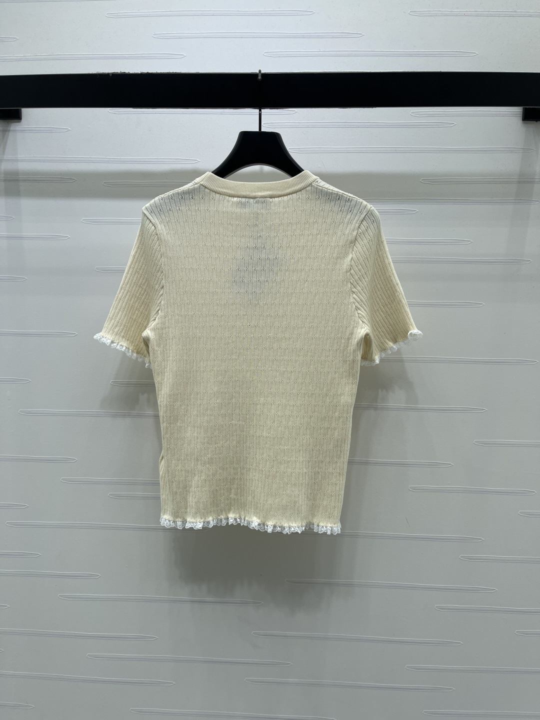 Women's short sleeves
